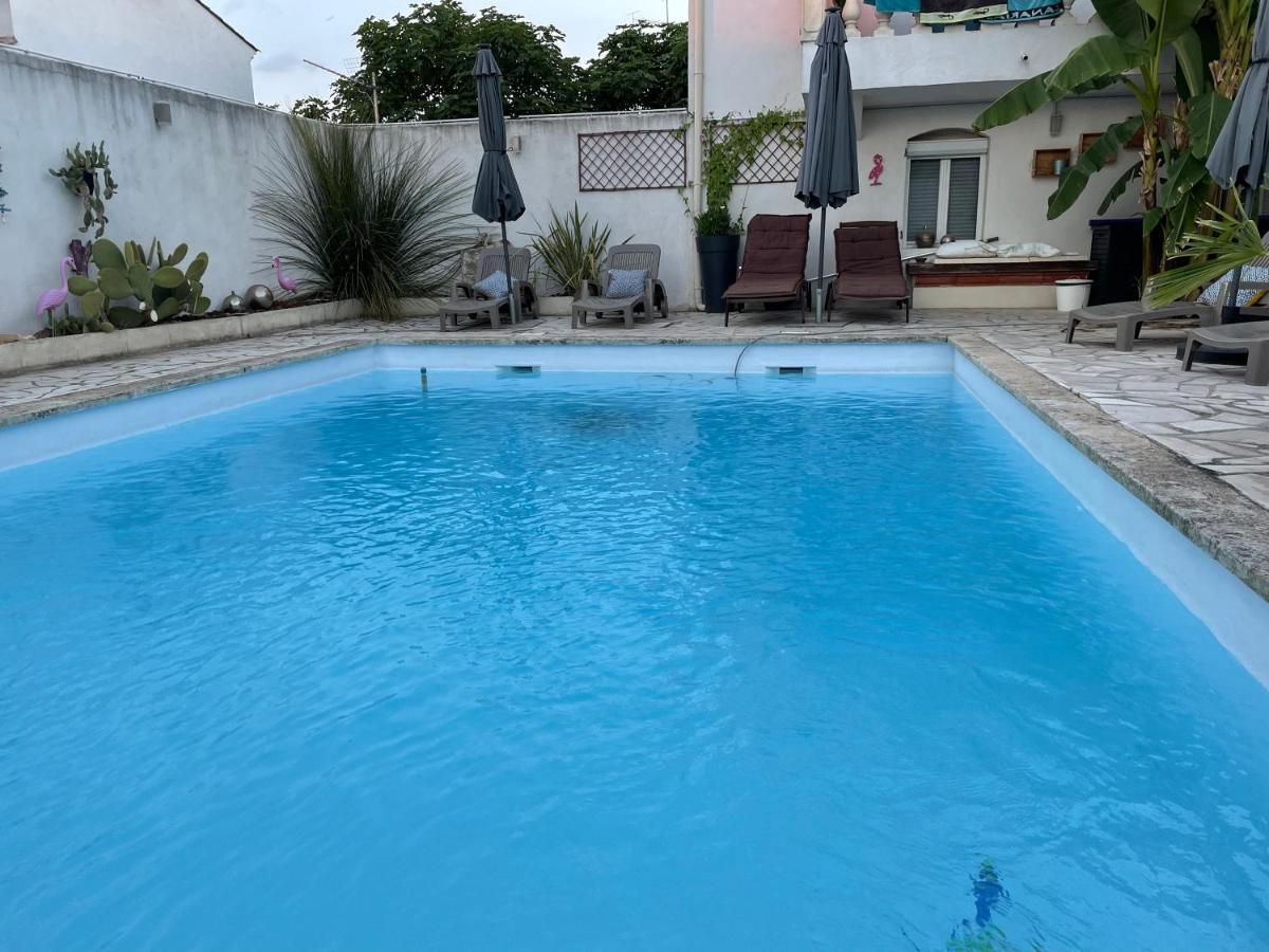 Le Mas De Baron Hotel Valergues Buitenkant foto